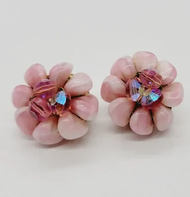 Vintage PINK LES BERNARD Floral Flower Clip Earrings .75 In ADORABLE • $26.10