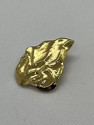 Yves Saint Laurent YSL Vintage Classic Textured Wave Leaf Pin Brooch Metal Gold • £19.99