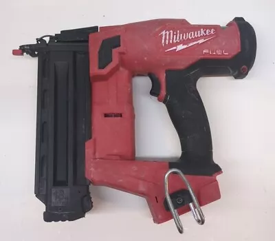 Milwaukee 2746-20 BROKEN M18 FUEL 18-Volt 18 Gauge Brad Nailer BROKEN • $124.99