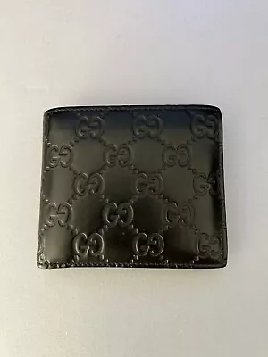 $308 • Buy GUCCI GG Guccissima Black Leather Bi-Fold Signature Wallet Authentic 365466 0416