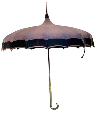 Vintage Pagoda Umbrella With Cover Copper Lucite Handle Pink/black Few Loose Rib • $104.99