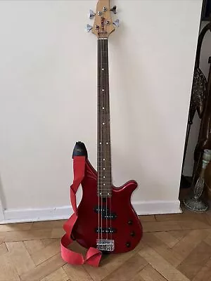 Yamaha RBX170 Electric Bass Guitar. • £165