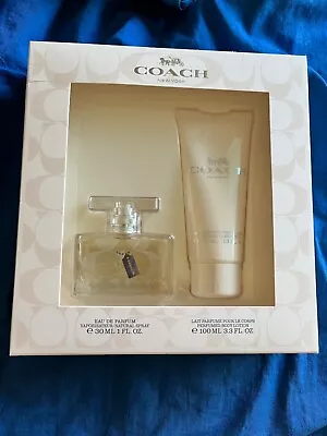 Signature Coach New York Woman's Gift Set   NEW IN BOX • $43.99