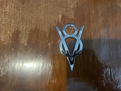 V8 Nameplate - (1L2Z-7842528-NA) 2002-2010 Ford Explorer Badge Logo Emblem • $7.36