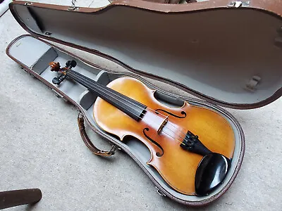 Nice Old 4/4 Violin With A  Amati  Branding At The Beautfully Flamed 1 Part Back • $449
