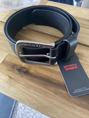 New Levi’s Black Leather Belt 80cm • £25