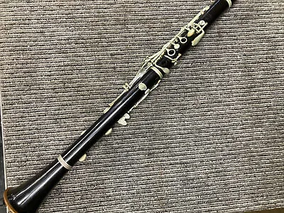 Selmer Bundy Clarinet Blk Complete • $39.99