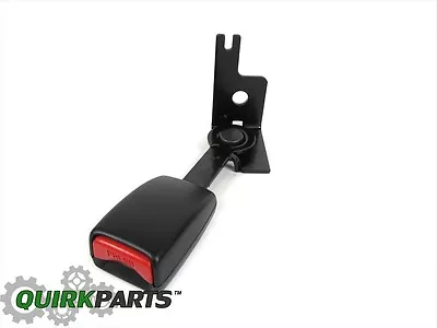 2011-2019 Jeep Grand Cherokee Left Side Rear Seat Inner Seat Belt Oem New Mopar • $133.91