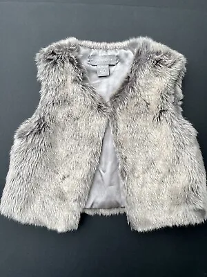 Baby Girls Faux Fur Gilet Waistcoat Grey Beige Tones Greige 18-24 Months Clothes • £4.99