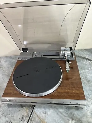 MITSUBISHI LT-20 QUARTZ LOGIC LINEAR TURNTABLE - Please Read Needs Repair • $275