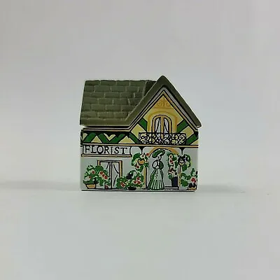 Florist Shop Wade Whimsey In The Vale 1993 #10 Miniature Porcelain House W05 • $59.99