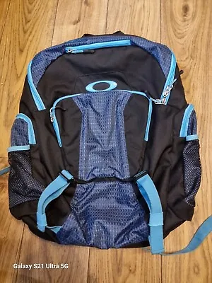 Oakley Blade Wet/Dry 30L Black & Blue Shade Backpack Rucksack Bag Travel Sport  • £51