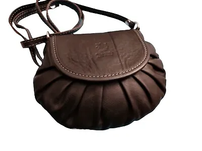 Vera Pelle Made In Italy Leather Small Crossbody Bag  • $25