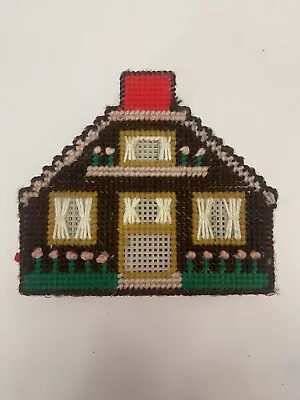 Vintage Needlepoint Napkin Box Holder Hand Made With A House Theme • $10.99