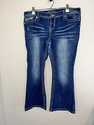 VANITY JEANS Boot Cut WOMEN 32 X 29 Button Flap Pockets Embroidered • $12.74