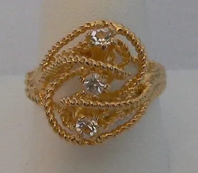$18 • Buy Park Lane Retired Vintage Gold & Swarovski Crystal Ring  - Pretty!  Size 7