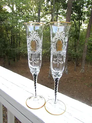 $49.95 • Buy ( 2 ) Vintage Etched / Gilded / CHAMPAGNE Flutes With Figures / Excellent!