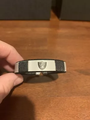 Oakland Raiders NFL Fan Band Bracelet Las Vegas LA Silver & Black Free Shipping • $10