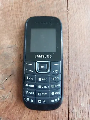 Samsung GT E1200 Black Untested Vintage Mobile Phone  • £4.99