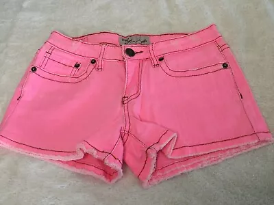 VINTAGE HAVANA Hot Pink Denim Shorts. Size 5. Never Worn. • $18.99