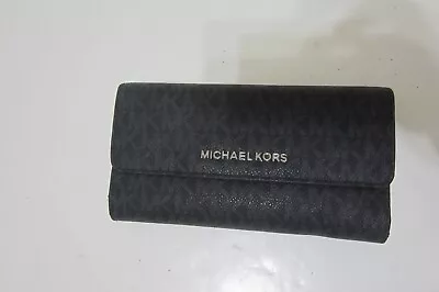Michael Kors Wallet NEW With No Tag • $34.99