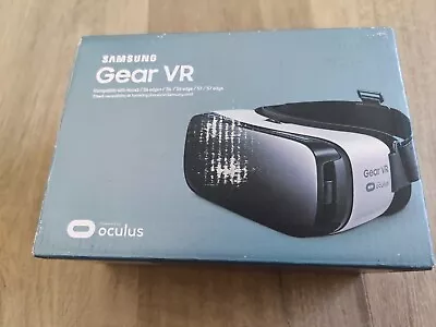 Samsung Gear VR SM-R322 Virtual Reality White Headset Powered By Oculus • $24.99