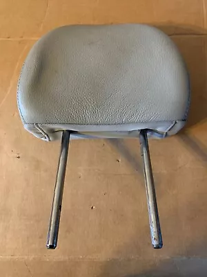 2007 -2011 VOLVO S40 REAR LEFT HEAD REST Gray LEATHER • $50