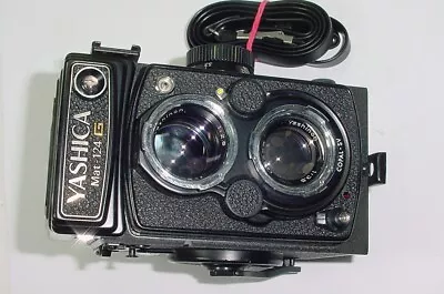 YASHICA Mat-124 G TLR 120 Medium Format Film Camera 80/3.5 TWIN Lens - Excellent • £299.95