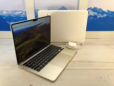Apple MacBook Air 2022 13  Laptop 256GB SSD M2 8GB RAM Starlight W/Box 60 Cycles • $782.10