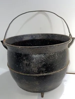 Vintage Cast Iron No 8 Gypsy Pot Kettle Bean Large Cauldron 3 Feet Handled • $44.95