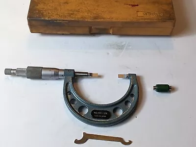 Mitutoyo 1-2” Blade Micrometer .0001”  Box & Standard No.122-126 • $220