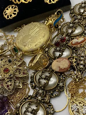 Vintage Mix Of Jewelry Lot Victorian Style. Gold Tone. Many Signed. Cameo Coro • $24.70