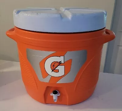 Gatorade Dispensing Water Cooler 7 Gallon Jug Rubbermaid 1655 Logo USA Made • $45.49