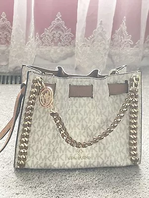 Purses And Handbags Used Michael Kors Crossbody • $35