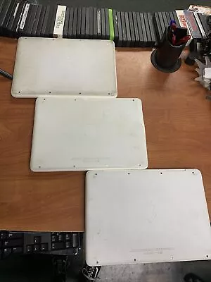 LOT OF 3 Apple MacBook 2009 WHITE   13.3   SEE DESCRIPTION FOR DETAILS  • $99.95