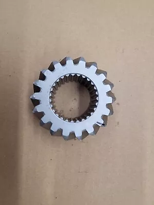 MUNCIE 4 SPEED Front REVERSE IDLER GEAR M20 & M21 18 TOOTH 297-10 USED • $20