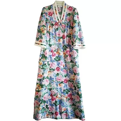 Miss Elaine Medium House Coat Robe Snap Front Nightgown Pink/Blue Floral Long • $19.95