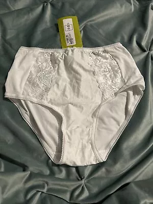 M&S White Knickers Sz 10 (386) • £2.99