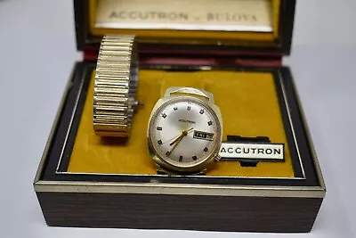 Vintage 1970 Mens Bulova Accutron 14k Gold Filled Wristwatch W/ Box Runs 2182 • $47