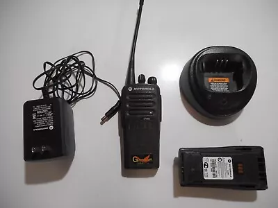 Motorola Cp200d Analog Transceiver Uhf Radio Complete • $89