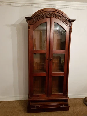 £150 • Buy Large Vintage Mahogany Display Cabinet