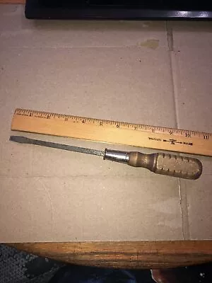 Vintage IRWIN 1/4” Flathead Screwdriver 800-6” Wood Handle Made In USA ! • $5.99