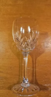 Edinburgh Crystal Wine Glass 17.5cm Tall • £6