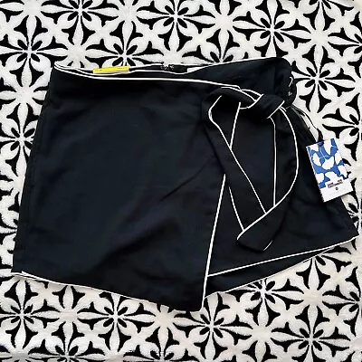 NEW Diane Von Furstenberg DVF Side Wrap Mini Skort Black W/White Trim - MEDIUM • $28.50