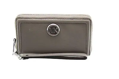 Michael Kors  Fulton Large Flat Leather Phone Case Wristlet Pearl Grey • $98