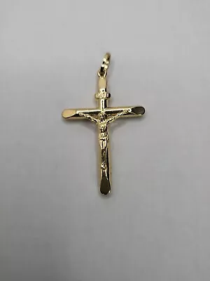 18ct Gold Cross Crucifix Pendant. 750 Hallmark • £230