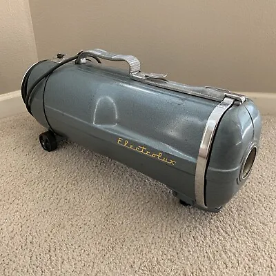 $40 • Buy Vintage Electrolux Model E Canister Vacuum Blue. Tested Working Lots Of Suction