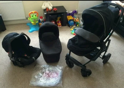 £105 • Buy Graco Evo Travel System