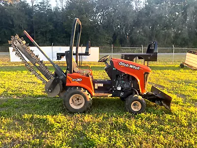 Ditch Witch RT30 4x4 Trencher Kubota Diesel Backfill Blade Nice! RT40 RT24 • $14995