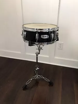 Mapex V 14” 8 Lug Black Snare Drum With Double Braced Stand NICE • $129